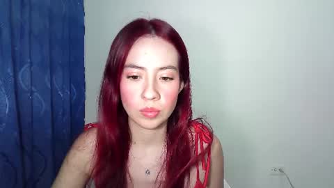 Snapshot of maiarosse_ chatting on June 15, 3:20 am MaiaRosse online show from June 15, 3:20 am