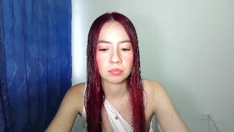 Snapshot of maiarosse_ chatting on June 15, 3:58 pm MaiaRosse online show from June 15, 3:58 pm
