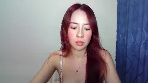 Snapshot of maiarosse_ chatting on July 4, 2:07 am MaiaRosse online show from July 4, 2:07 am