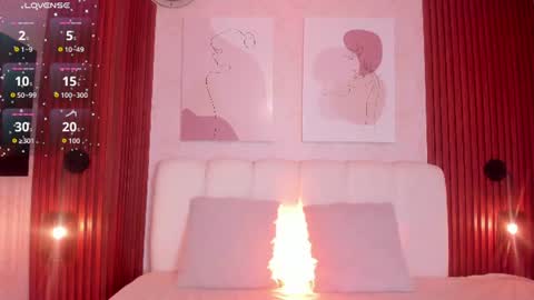 Snapshot of maiasweet_ chatting on June 24, 2:10 am MAIA online show from June 24, 2:10 am
