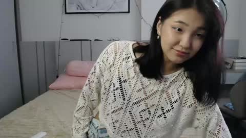 Snapshot of maiaxoxo chatting on April 29, 12:27 am maiaxoxo online show from April 29, 12:27 am
