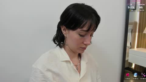 maibys online show from November 29, 3:42 am