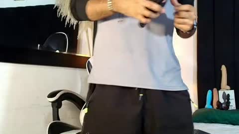 maicolparker0 online show from June 11, 1:09 pm