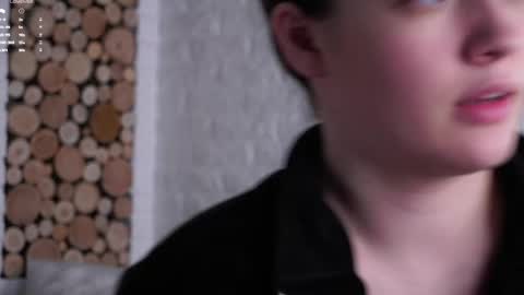 Lucy online show from May 7, 2:28 am