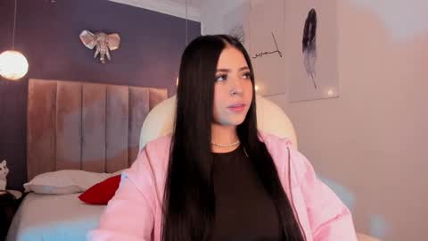 Snapshot of maiiitee_ chatting on January 27, 1:09 pm Mait online show from January 27, 1:09 pm