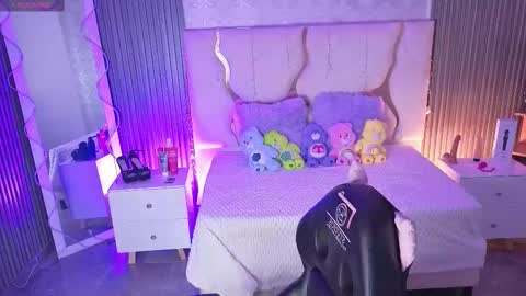 maiily_tay online show from January 13, 11:48 am