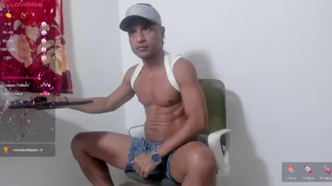 Snapshot of maik_alen chatting on July 4, 7:31 pm . Maik Alen . online show from July 4, 7:31 pm