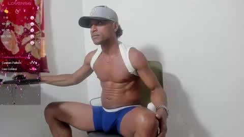 Snapshot of maik_alen chatting on July 15, 5:18 pm . Maik Alen . online show from July 15, 5:18 pm