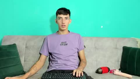 Maikol online show from February 13, 2:57 pm