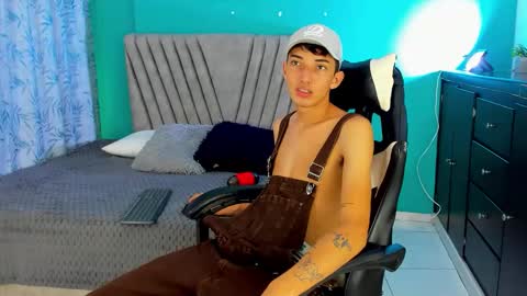 Maikol online show from March 3, 1:50 pm