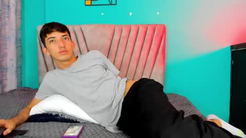 Maikol online show from March 15, 12:22 pm