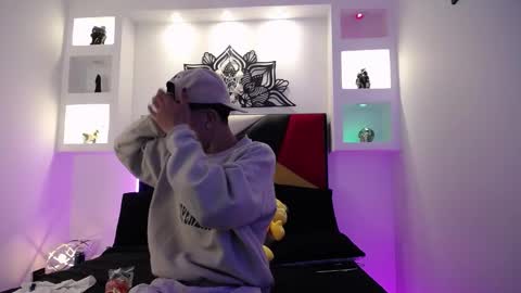 Maiky Cooper online show from February 26, 3:21 am