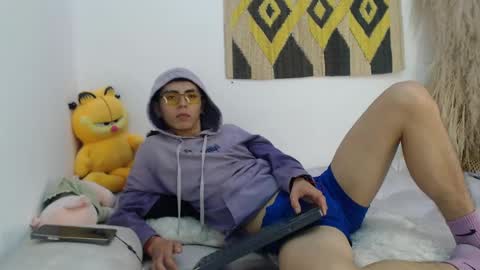 Maiky Cooper online show from March 4, 7:08 am