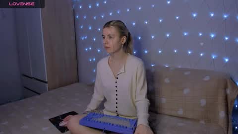 Your kitty online show from March 14, 3:50 pm