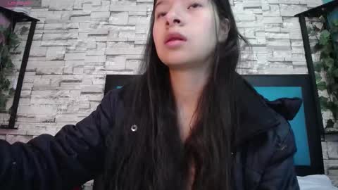 Snapshot of maily_can chatting on September 13, 12:38 pm MAILY CAN online show from September 13, 12:38 pm