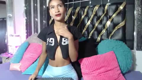 mailyn_gold online show from February 25, 11:42 am