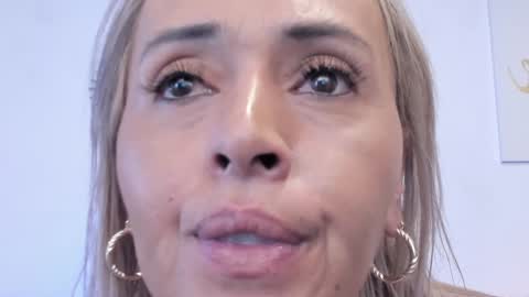 Carolina Barrantes Munera online show from January 14, 2:22 pm