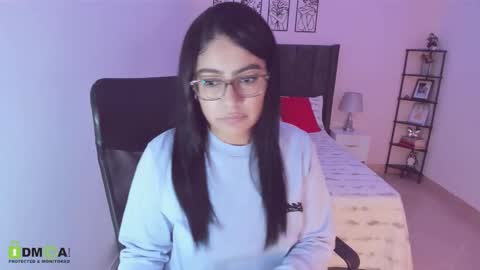 Snapshot of maite_kanes chatting on October 25, 4:42 am Maite online show from October 25, 4:42 am