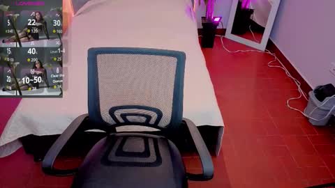 MAITE STONE1 online show from March 8, 3:21 am