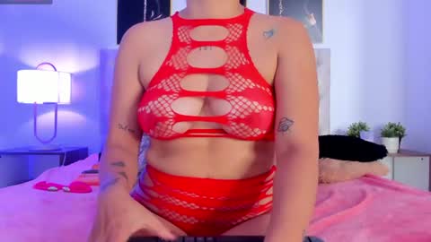 mai  online show from July 18, 7:06 pm