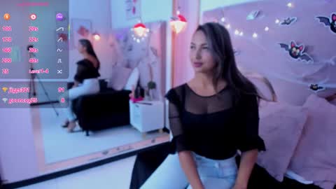 Snapshot of maiyajoness chatting on October 25, 4:20 am maiyajoness online show from October 25, 4:20 am