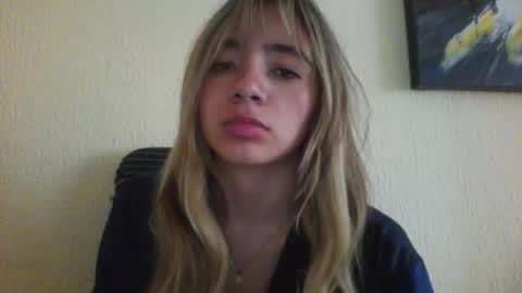 majo_gomezz online show from March 5, 5:53 pm