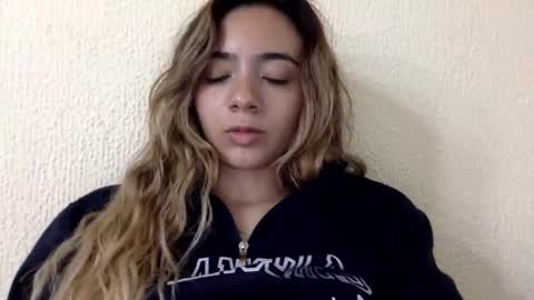 Snapshot of majo_gomezz chatting on July 7, 5:43 am majo_gomezz online show from July 7, 5:43 am