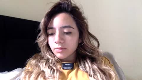 Snapshot of majo_gomezz chatting on July 11, 5:04 pm majo_gomezz online show from July 11, 5:04 pm