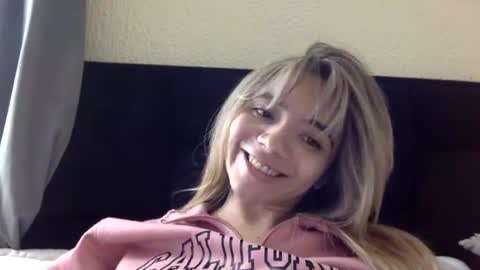 Snapshot of majo_gomezz chatting on July 17, 3:24 am majo_gomezz online show from July 17, 3:24 am