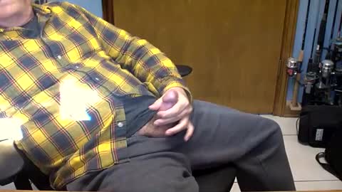 Snapshot of majormike34 chatting on January 7, 4:05 pm majormike34 online show from January 7, 4:05 pm