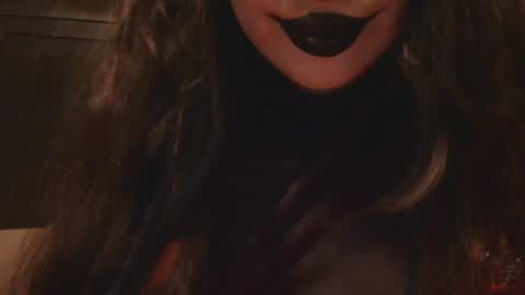 Makayla online show from October 15, 6:35 am