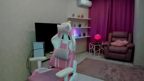 Chloe online show from February 20, 3:25 am