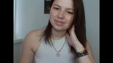 Snapshot of make_mesmile chatting on May 14, 6:42 am make_mesmile online show from May 14, 6:42 am