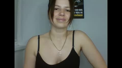 Snapshot of make_mesmile chatting on May 14, 6:47 pm make_mesmile online show from May 14, 6:47 pm