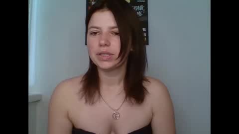 Snapshot of make_mesmile chatting on May 20, 6:52 am make_mesmile online show from May 20, 6:52 am