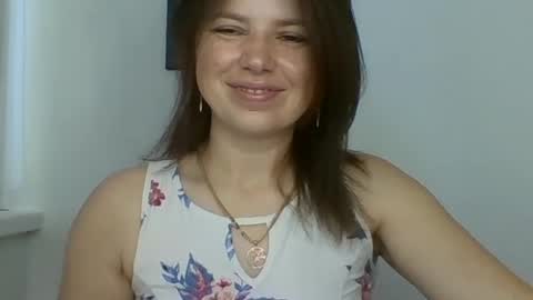 Snapshot of make_mesmile chatting on June 19, 6:29 am make_mesmile online show from June 19, 6:29 am