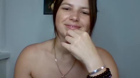 Snapshot of make_mesmile chatting on July 1, 6:40 pm make_mesmile online show from July 1, 6:40 pm