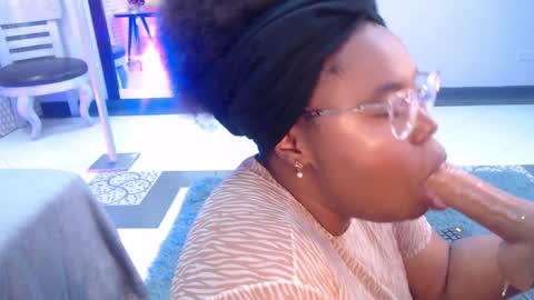 makena online show from February 1, 5:49 am