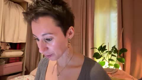 Snapshot of makesquirtt chatting on November 15, 4:14 pm Follow please and enjoy online show from November 15, 4:14 pm