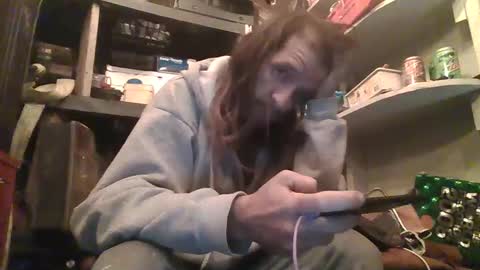 Snapshot of makethat chatting on December 3, 3:55 pm Makethatgypsy online show from December 3, 3:55 pm