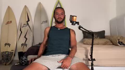 Mack  Makingmoans Twitter online show from June 29, 2:07 am