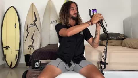 Mack  Makingmoans Twitter online show from July 13, 12:02 am