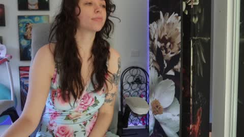 Snapshot of makiyahbelle2 chatting on January 3, 10:19 pm MakiyahBelle online show from January 3, 10:19 pm