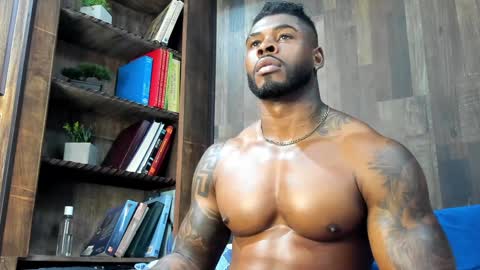 Snapshot of makonneen chatting on January 14, 6:13 am Makonnen online show from January 14, 6:13 am