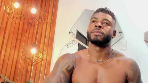 Snapshot of makonneen chatting on January 21, 7:58 am Makonnen online show from January 21, 7:58 am