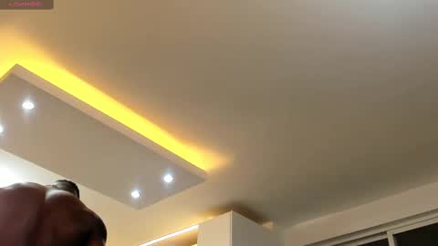 Snapshot of makonneen chatting on February 27, 12:32 am Makonnen online show from February 27, 12:32 am