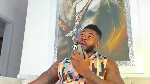 Snapshot of makonneen chatting on October 5, 1:59 am Makonnen online show from October 5, 1:59 am