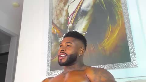 Snapshot of makonneen chatting on October 10, 9:08 am Makonnen online show from October 10, 9:08 am