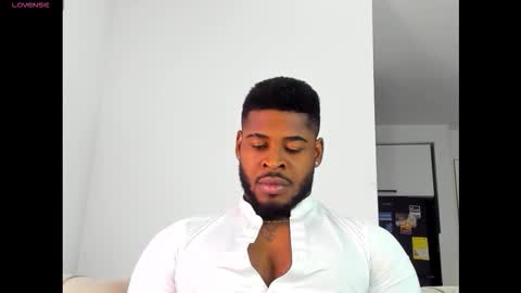 Makonnen online show from December 22, 10:51 pm