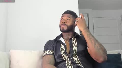 Snapshot of makonneen chatting on June 24, 1:59 am Makonnen online show from June 24, 1:59 am